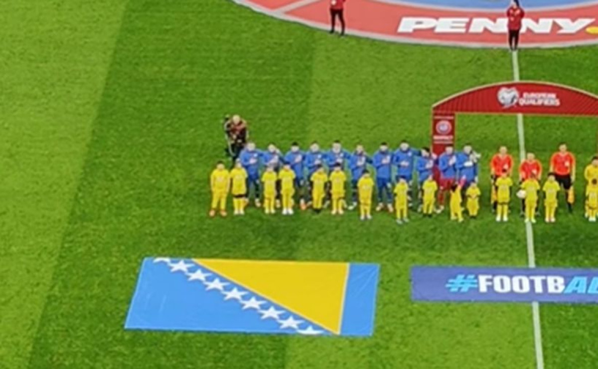 Scena za svaku pohvalu! Pogledajte reakciju navijača Rumunije nakon himne Bosne i Hercegovine