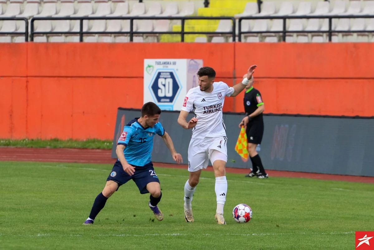 Čataković nakon tri komada na Tušnju dres poklonio bivšem fudbaleru FK Sarajevo