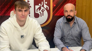 Novak Manojlović potpisao profesionalni ugovor sa KK Bosna 