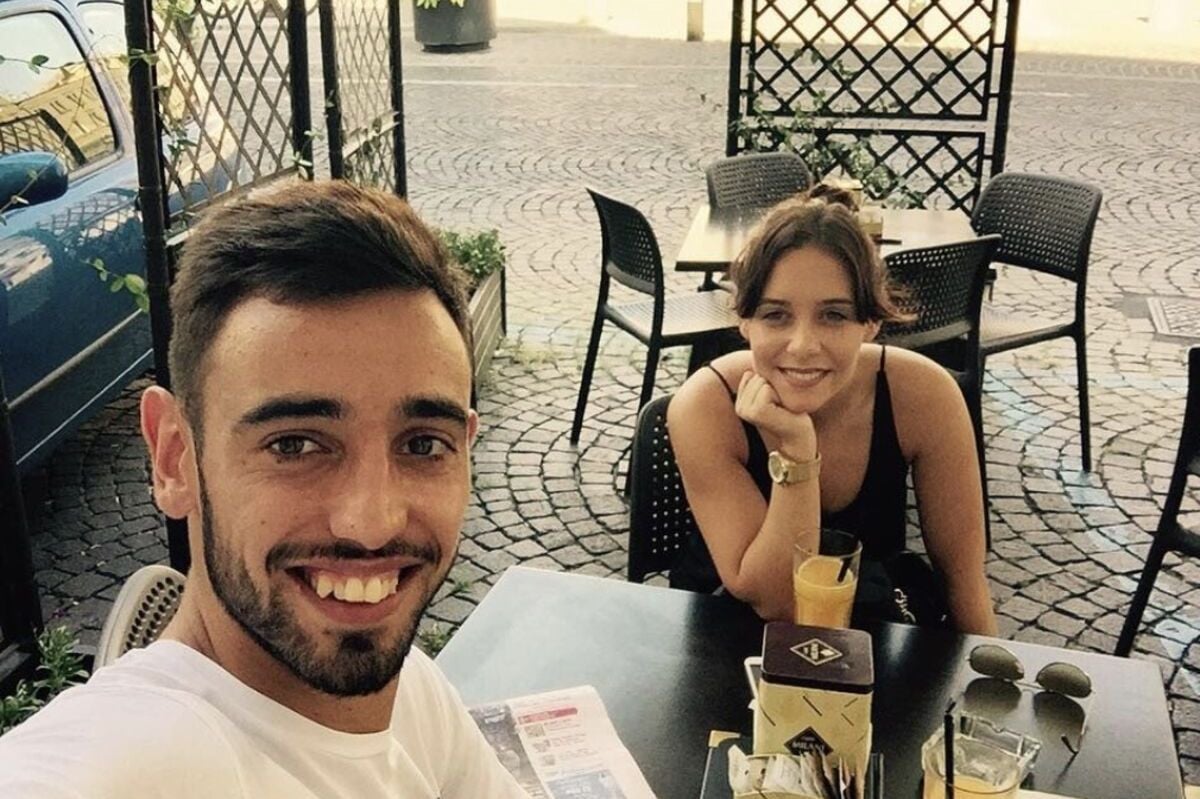 Supruga Ana je prelomila: Bruni ponudili 800.000 eura sedmično Supruga Ana je prelomila: Bruni ponudili 800.000 eura sedmično