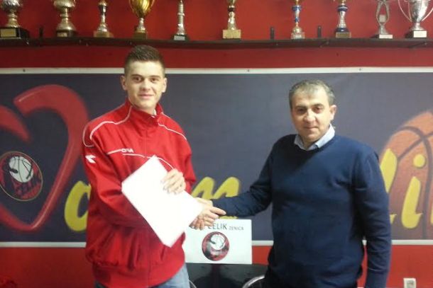 Ibrahim Durmo potpisao profesionalni ugovor sa OKK Čelik
