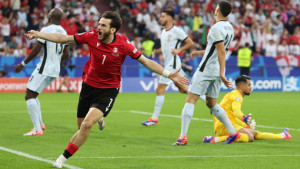 Čekali smo i dočekali: Khvicha Kvaratskhelia u senzacionalnom transferu potpisuje za velikana