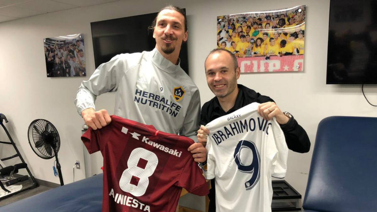 Susret dvojice bivših igrača Barcelone Ibrahimovića i Inieste u Los Angelesu