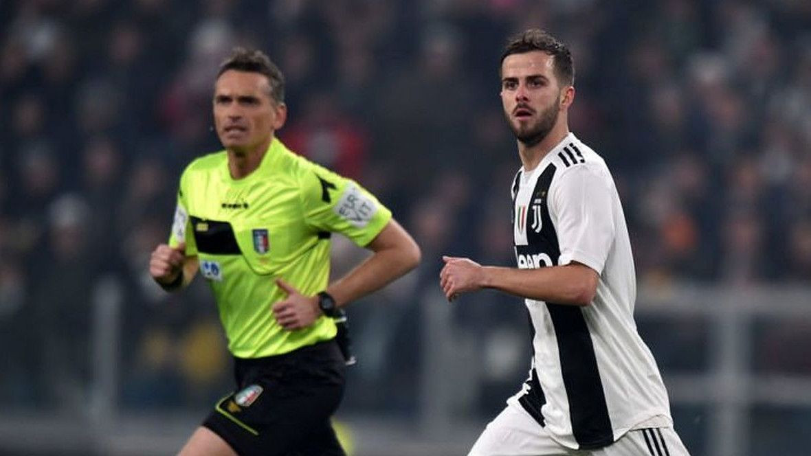 Da li se sprema veliki transfer: Pjanićev menadžer s razlogom ucjenjuje Juventus?