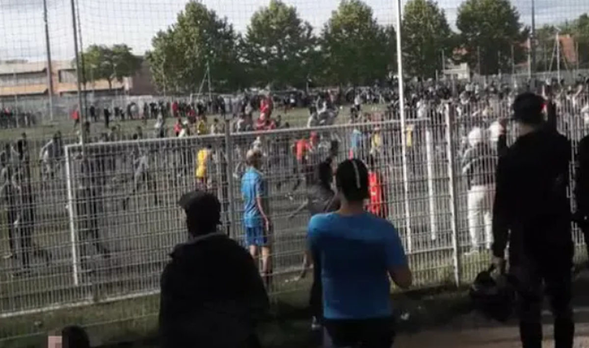 Francuzi u šoku jer je u "crvenoj zoni" odigrana  utakmica pred gledateljima