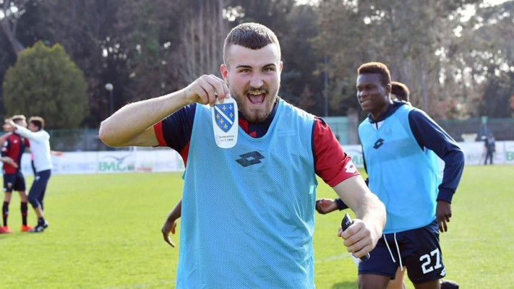 Nermin Karić iz Genoe u Švedsku