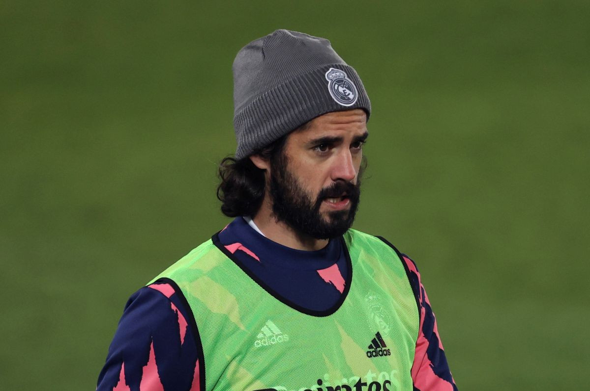 Isco je pokušao poniziti Real i Ancelottija, a na kraju je ponizio samo sebe Isco je pokušao poniziti Real i Ancelottija, a na kraju je ponizio samo sebe