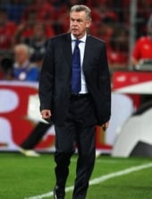 Hitzfeld razočaran Bayernom