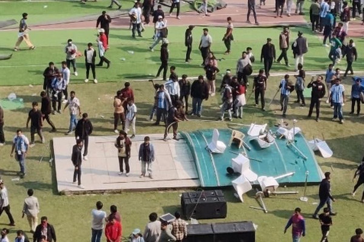 Haos u Indiji zbog Messija, bijesni fanovi demolirali stadion: "Ovo je prevara, vratite nam pare"