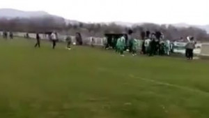 Užasne scene sa bh. stadiona: Poslije poraza svog tima pretukli glavnog sudiju