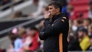 Hull grabi ka vrhu tabele, navijači ludi za Jakirovićem, dobio i svoju pjesmu: "On dolazi iz Bosne"!