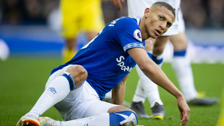 Milan poslao ponudu za Richarlisona