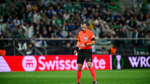 Ništa mu ne može promaknuti: Peljto već u prvom poluvrmenu sudio dva penala na derbiju!