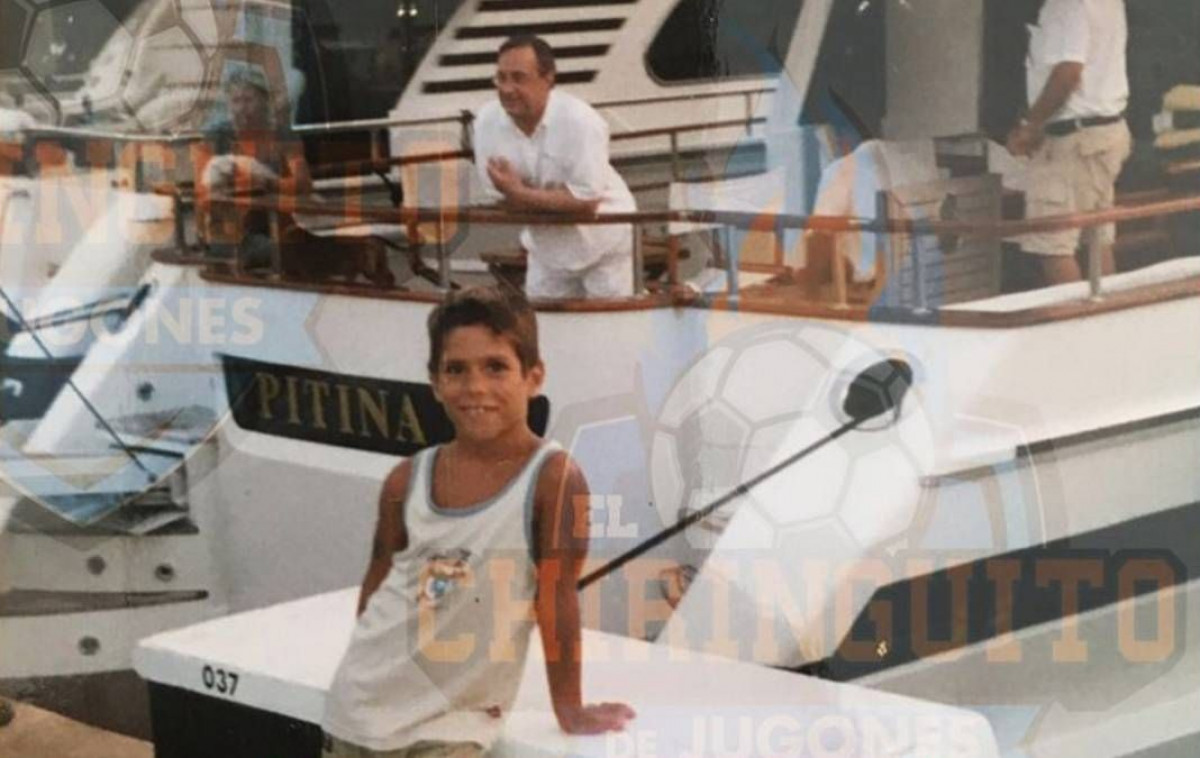 Kao dječak je vidio Pereza na brodu, otac mu je tada dao veliko obećanje, ispunio je zacrtano