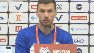 Edin Džeko: Sam selektor ne donosi bolje rezultate