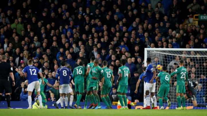 Toliko osporavani Digne u 96. minuti golčinom digao Goodison na noge