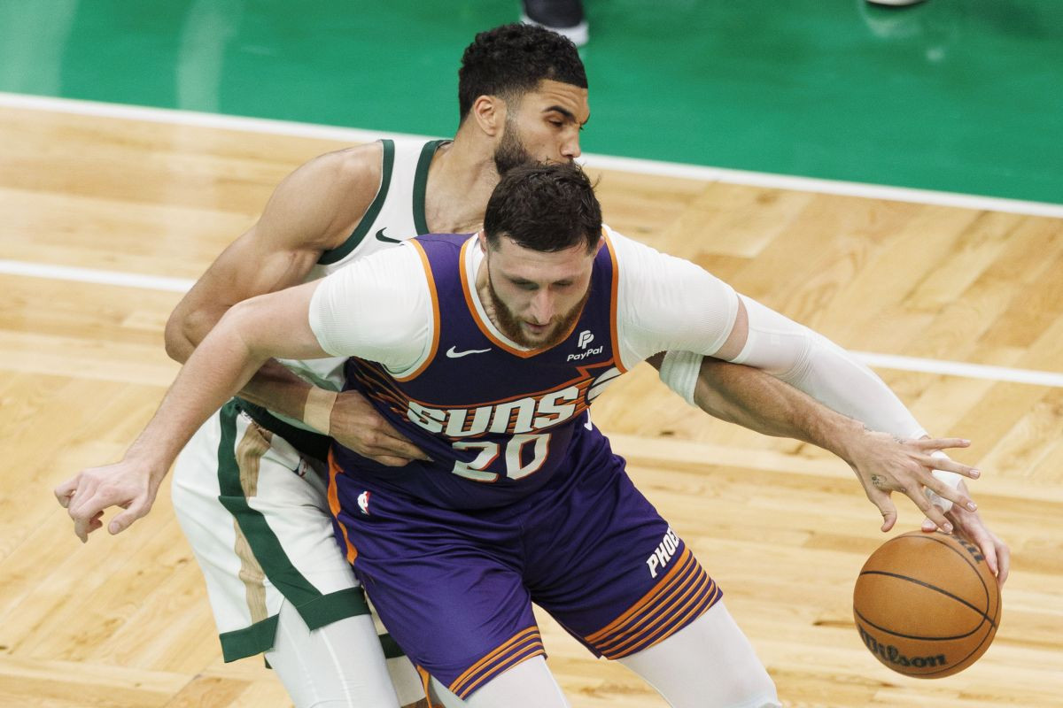 Jusuf Nurkić na udaru navijača, traže da se ostavi košarke: "Samo ga nosite iz ekipe"