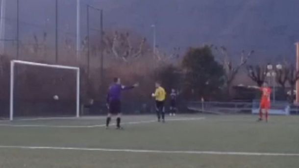 Lopta je jednostavno htjela u gol... Lopta je jednostavno htjela u gol...