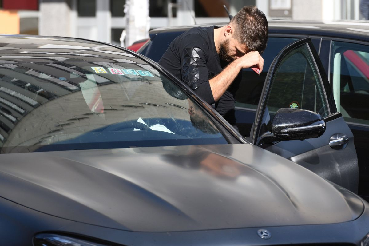Bruno Petković vozi istinsku zvijer od automobila 