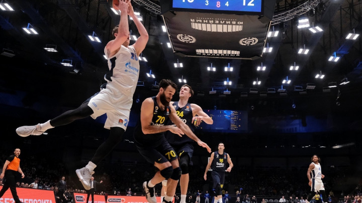 Fenerbahce slavio u Sankt Petersburgu
