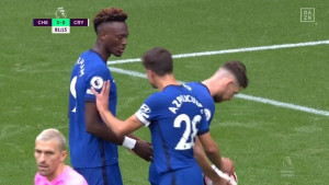 Abraham htio izvesti penal, a Jorginho i Azpilicueta mu to nisu dozvolili