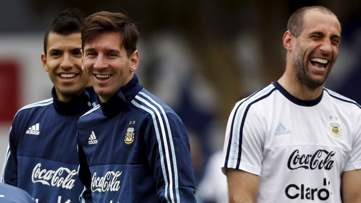 Zabaleta otkrio s kojim timom Messi gotovo uvijek igra na FIFA-i