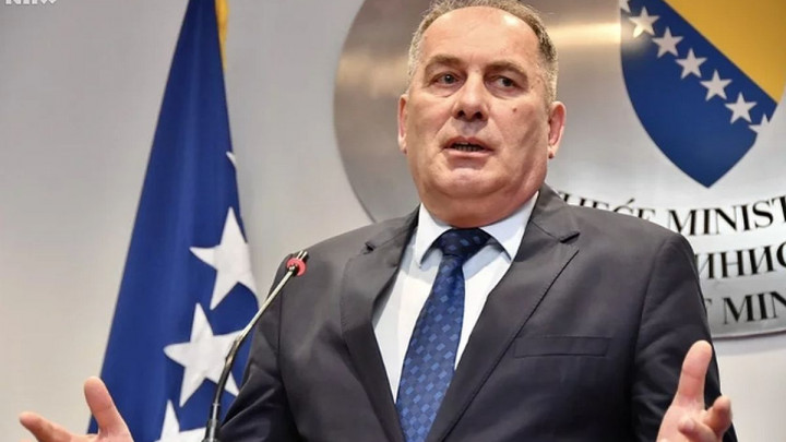 Ministar Mektić komentarisao Zvezdu, pa se osvrnuo na Željezničar: Tvoj problem je zaglupljenost...