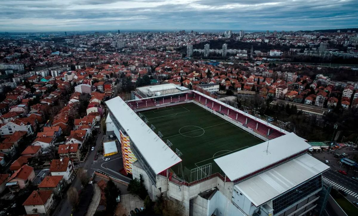 Englezi u čudu zbog stadiona na Balkanu koji je sve samo ne običan: "Imaju McDonalds, H&M..."