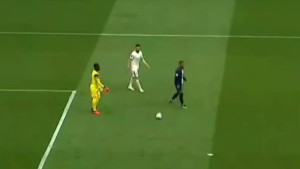 Savršena prevara usred utakmice: Kylian Mbappe danas je postigao najluđi gol u životu