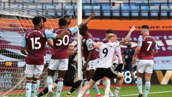 Uzalud gol tehnologija: Nevjerovatna krađa na meču Aston Villa - Sheffield United
