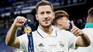 Otvorio se šampanjac i na Stamford Bridgeu i to zbog Edena Hazarda koji sinoć nije igrao ni minute