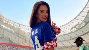 Ivana Knoll došla na stadion, ali niko nije mogao vjerovati kako se obukla