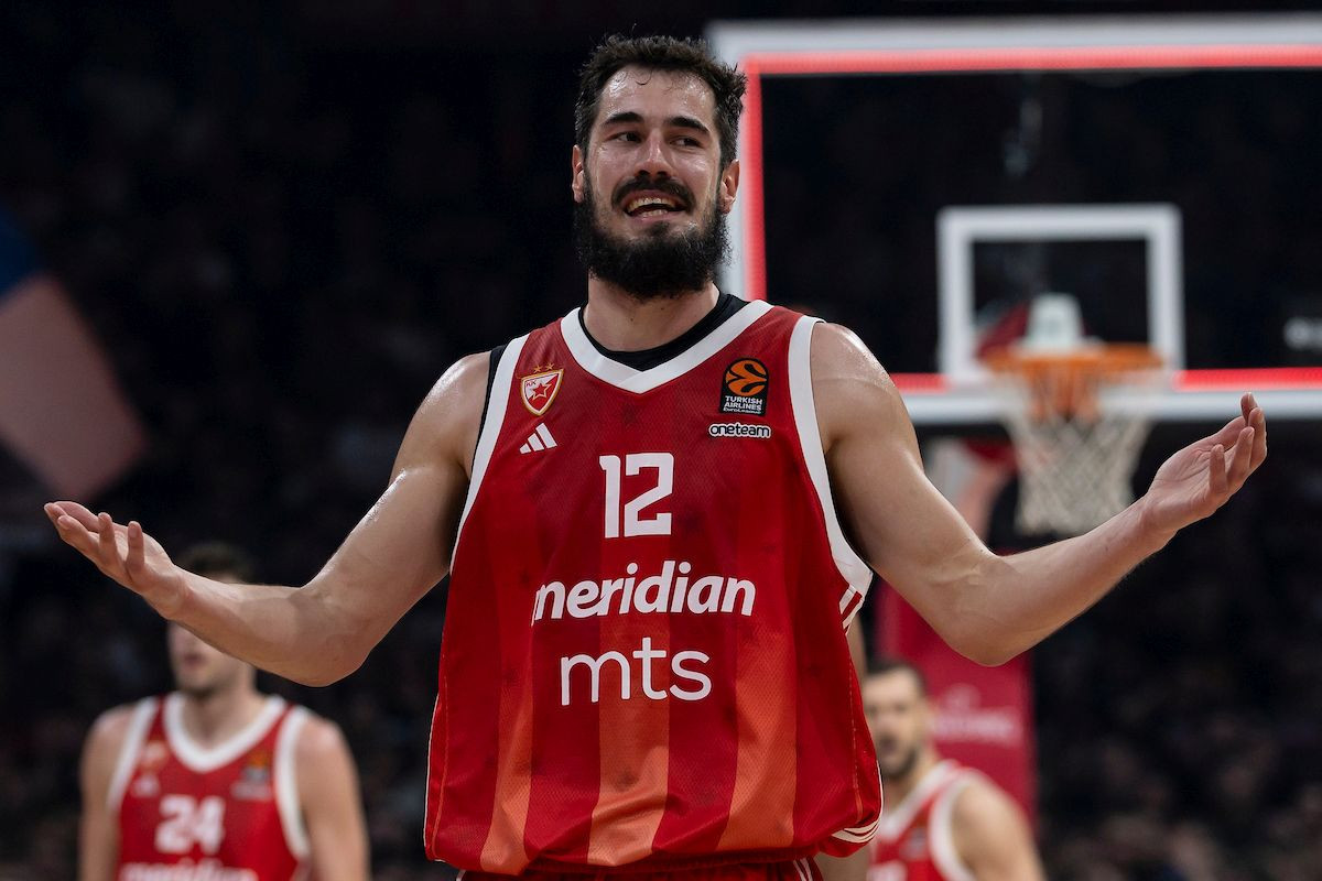 Nezaboravan preokret Crvene zvezde u Bologni, ali Evropa je svjedočila spektaklu u Pireju Nezaboravan preokret Crvene zvezde u Bologni, ali Evropa je svjedočila spektaklu u Pireju