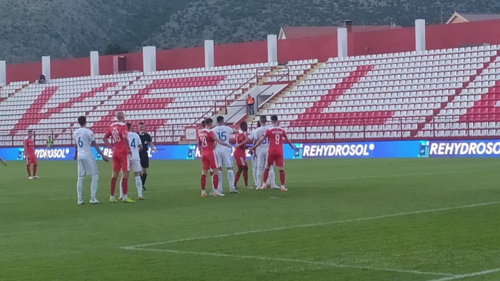 Rođeni 'načeli' Tuzlu nakon osam minuta