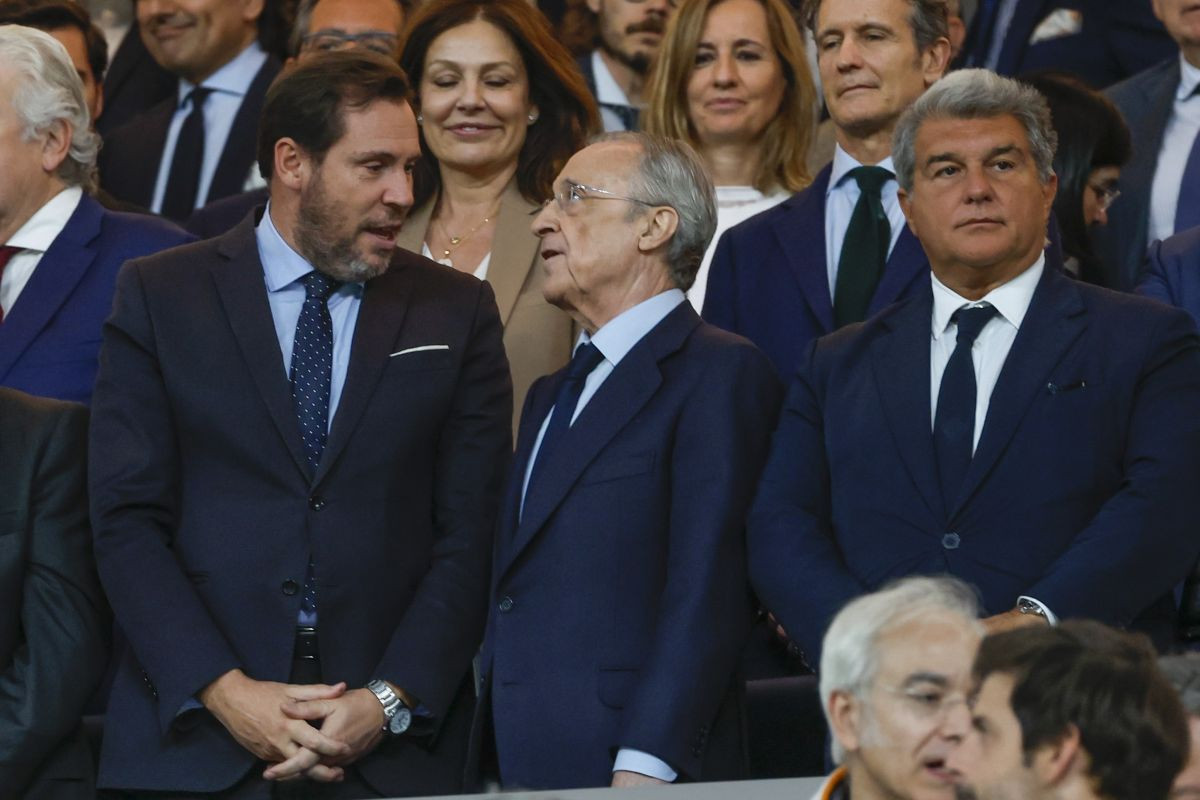 Perez ide korak dalje, nevjerovatno je šta traži od navijača da u nedjelju skandiraju u 12. minuti Perez ide korak dalje, nevjerovatno je šta traži od navijača da u nedjelju skandiraju u 12. minuti