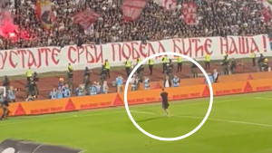 Nevjerovatne scene dešavaju se u Beogradu: Navijač Partizana sam krenuo na hiljade Delija