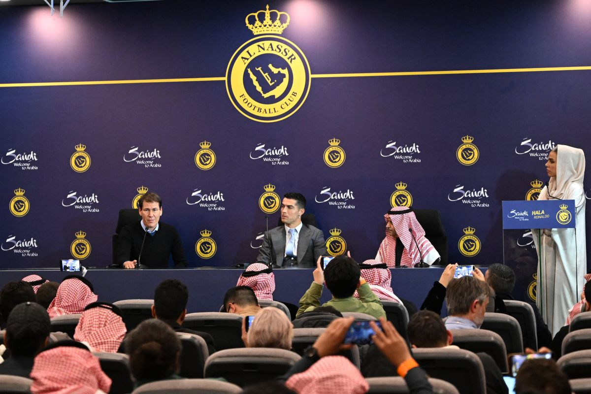 Ronaldo se propisno obrukao na press konferenciji: Zna li gdje je uopšte došao?