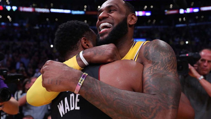 LeBron blistao protiv bivšeg tima, Warriorsi na Curryjev pogon