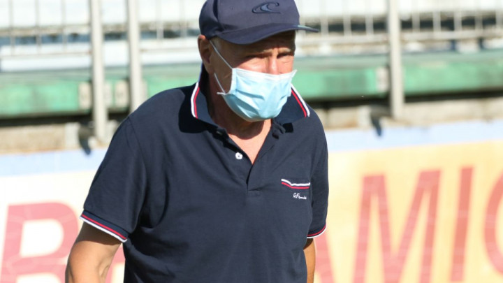 Nikić: Guramo loptu tri puta s linije u gol, a ne možemo da uguramo