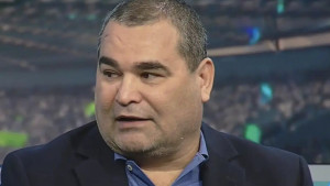 Legendarni golman: Vini šuti dok Brazilci tuku ljude na smrt, a njegov saigrač živi sa transvestitom