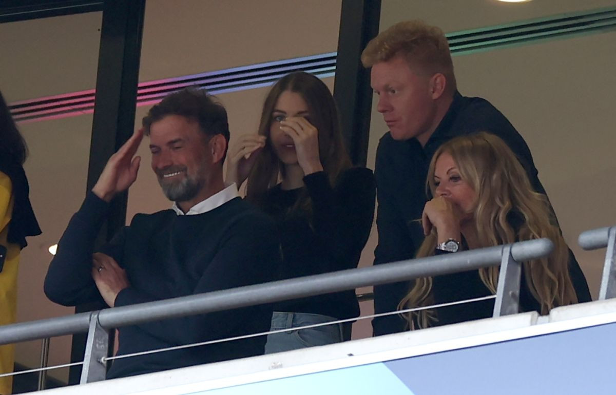 Klopp stvara novu fudbalsku silu: "Rekao nam je da će od nas napraviti diva i da jedva čeka" Klopp stvara novu fudbalsku silu: "Rekao nam je da će od nas napraviti diva i da jedva čeka"