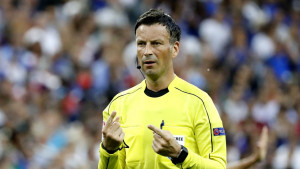 Ni sucima nije lako: Clattenburg otkrio kojem igraču je najteže suditi