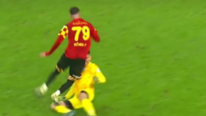Užas u Turskoj - Ivo Grbić dobio udarac nogom u glavu, hitno prebačen u bolnicu!