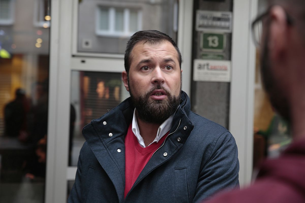 Ministar sporta Kantona Sarajevo poslao poruku: KK Bosna mora postati zajednički projekat svih nas Ministar sporta Kantona Sarajevo poslao poruku: KK Bosna mora postati zajednički projekat svih nas