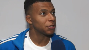 Mbappe zabio četiri gola, pa stao pred novinare i razočarao se: "Bez uvrede, ali to je loše pitanje"
