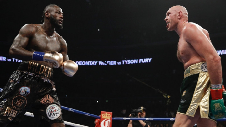 Čudesan meč u Los Angelesu završen bez pobjednika: Fury dominirao, Wilder se provukao