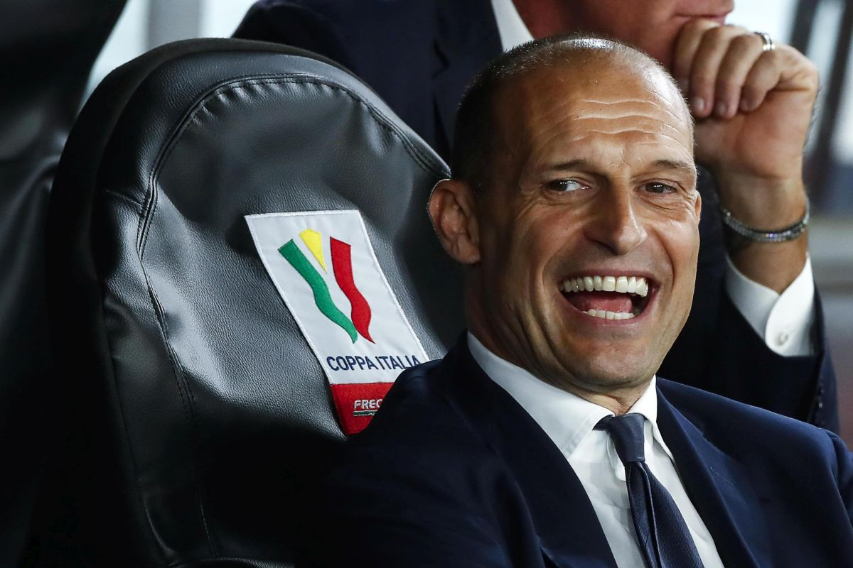Allegri osvojio Kup, pa počeo da divlja: "Znam gdje ću te naći, razbit ću ti facu i iščupat uši" Allegri osvojio Kup, pa počeo da divlja: "Znam gdje ću te naći, razbit ću ti facu i iščupat uši"