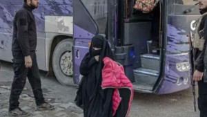 Šok u Siriji: Autobus evropskog nogometnog kluba viđen među bjeguncima ISIS-a!