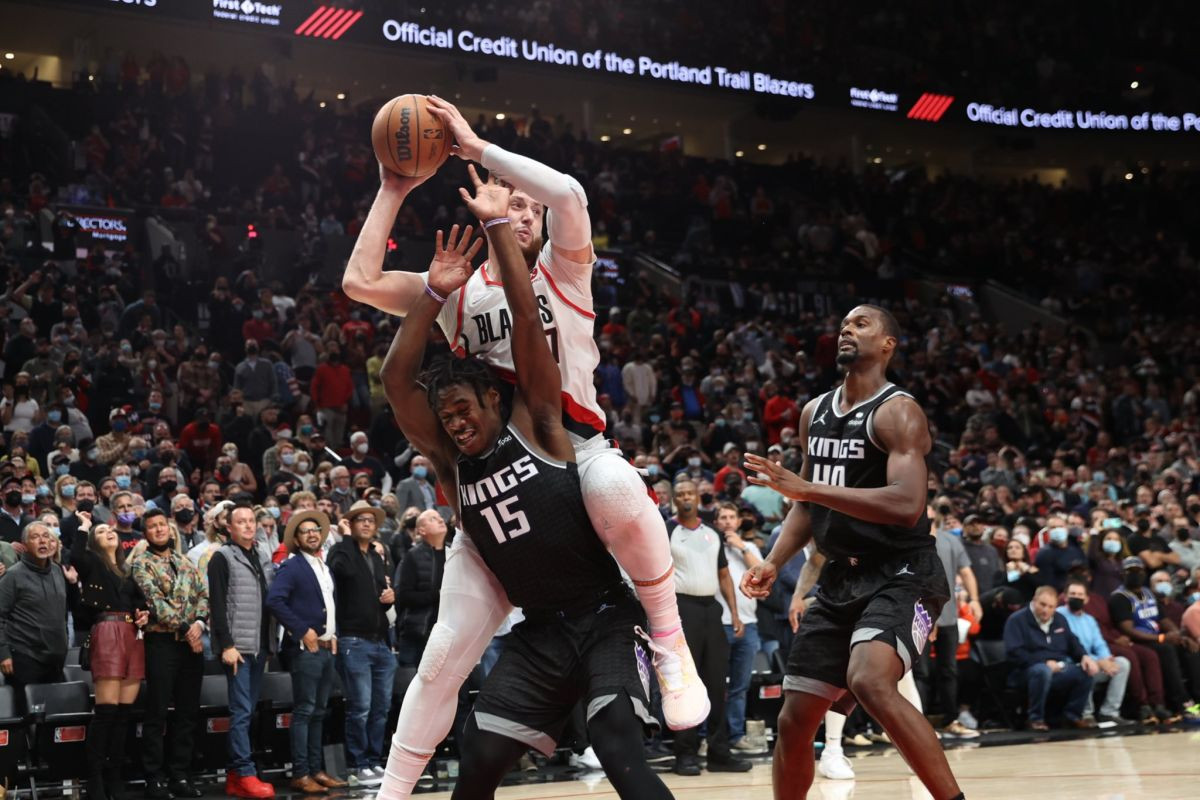 Nurkić fenomenalno otvorio novu NBA sezonu, Portland poražen u dramatičnoj utakmici