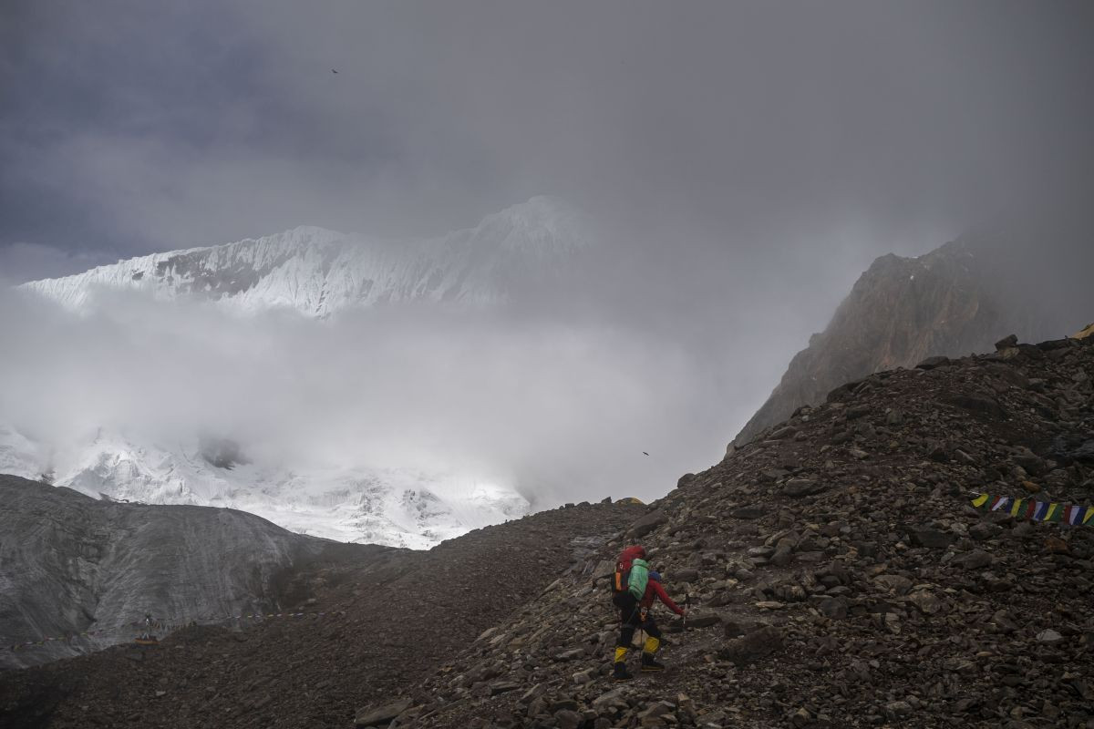 Horor i tragedija: Petorica planinara poginula u Nepalu, a sada je nastao veliki problem Horor i tragedija: Petorica planinara poginula u Nepalu, a sada je nastao veliki problem